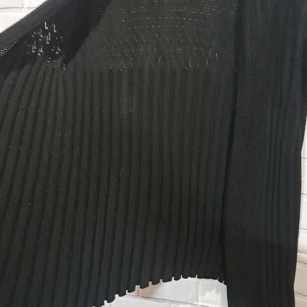 Classy Black Women's Cardigan Sweater - Picture 3 of 6